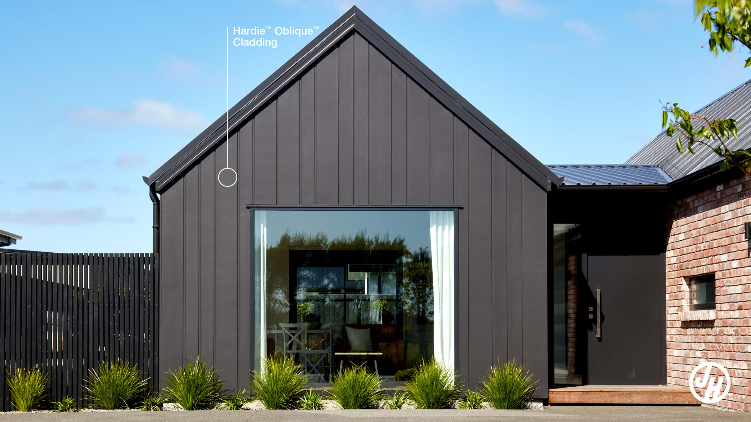 James Hardie Case Study Hardie™ Oblique™ Cladding